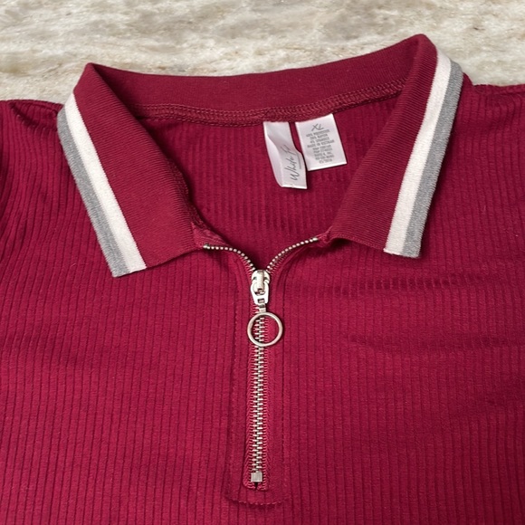 Baby tee - Picture 2 of 2